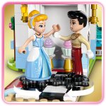 LEGO® Disney 43275 Askungens slott och häst med vagn