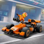 LEGO® City 60442 F1® förare med McLaren racerbil