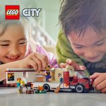 LEGO® City 60454 Semesteräventyr med husbil