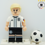LEGO Minifigur DFB - The Mannschaft 71014 Nr. 7 Bastian Schweinsteiger