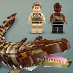 LEGO® Jurassic World 76974 Båtuppdrag med klossbyggd mosasaurus