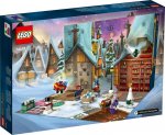Få 6 minifigurer och 18 minibyggen i LEGO® Harry Potter™ adventskalender och fånga magin i byn Hogsmeade™ i jul.